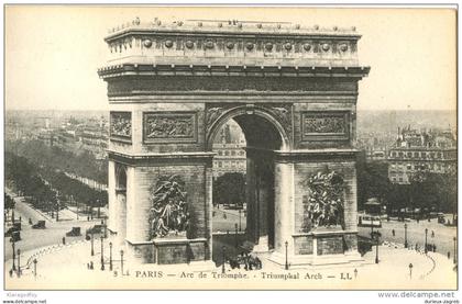 Arc de Triomphe postcard not travelled bb