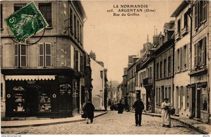 CPA ARGENTAN rue du Griffon (868628)