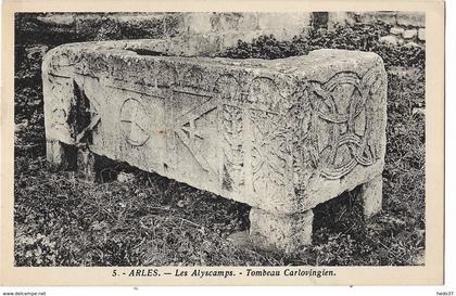 Arles - Les Alyscamps - Tombeau Carlovingien