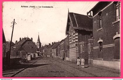 Arleux - La Gendarmerie - Animée - Eglise - Phot. E. BARON - 1942