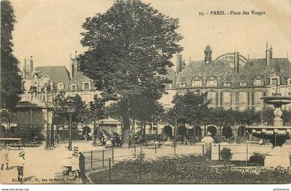 PARIS ARRONDISSEMENT 03   place des vosges