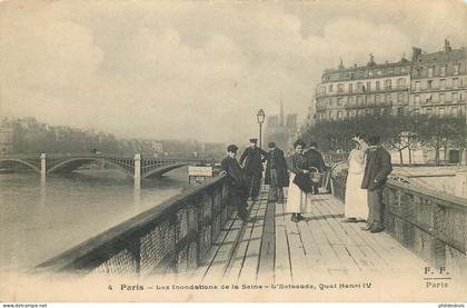 PARIS arrondissement 04  " les inondations de la seine "  Quai henri IV  L'ESTACADE