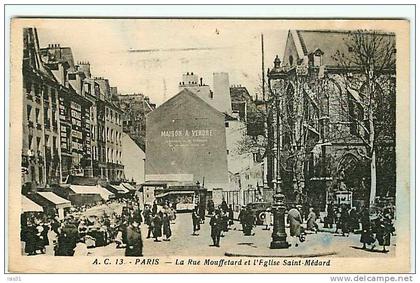 Dép 75 - Paris - Arrondissement: 05 - La rue Mouffetard et l´église Saint Médard - état