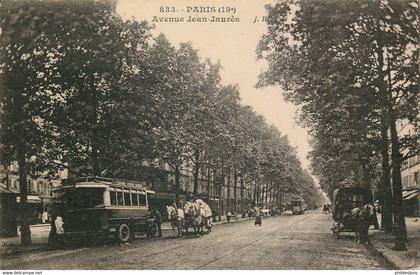 PARIS 19 arrondissement   avenue Jean Jaures  ( autobus )