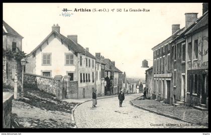 95 - ARTHIES -- La Grande rue