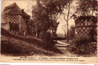 CPA Arthies Le Chateau Tourelles (1318047)