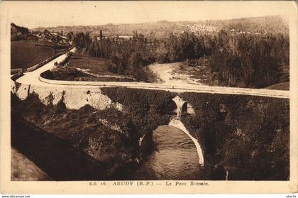 CPA ARUDY Le Pont Romain (1143227)