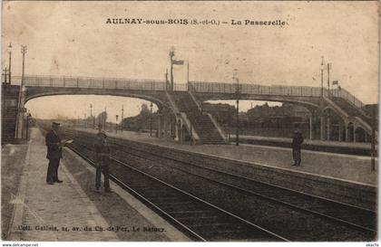 CPA AULNAY-sous-BOIS - La Passerelle (124302)