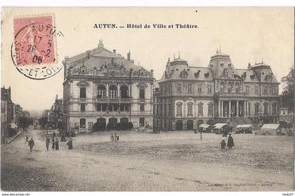 Autun - Hôtel de Ville et Théâtre