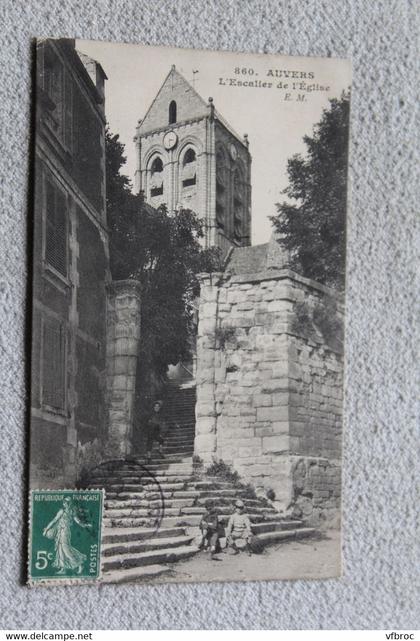 Auvers, l'escalier de l'église, Val d'Oise 95