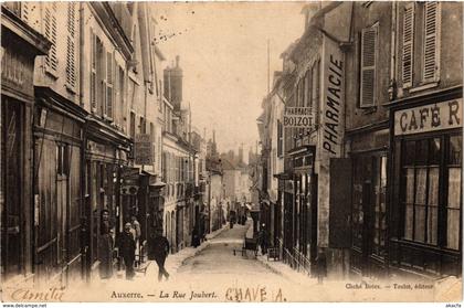 CPA Auxerre - La Rue Joubert FRANCE (960445)