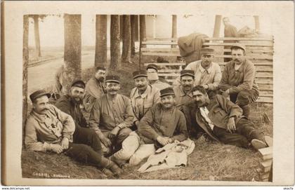 CPA carte photo AUXONNE - Les soldats (47443)