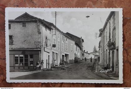 AVAILLES-LIMOUZINE (86) - ROUTE DE CONFOLENS