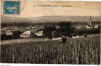 CPA AY-CHAMPAGNE (Marne) - Vue générale (245189)