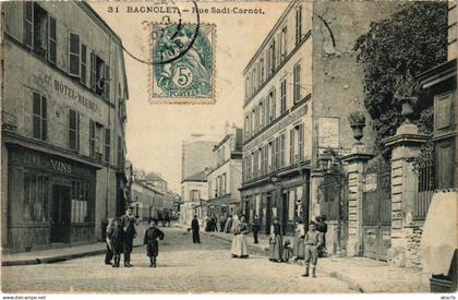 CPA BAGNOLET Rue Sadi-Carnot (1352997)