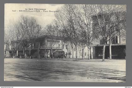 Bagnols sur Cèze, place Bourgneuf (A16p48)