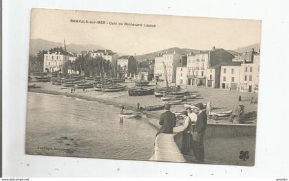 BANYULS SUR MER COIN DU BOULEVARD LASSUS (BARQUES DE PECHE ET ANIMATION) 1909