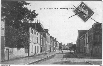 Carte Postale Ancienne de BAR SUR AUBE-Faubourg de Paris