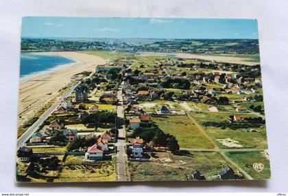 Cpm, Barneville Carteret, la plage et les villas, au fond Carteret, Manche 50