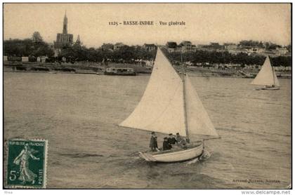 44 - BASSE-INDRE - voilier