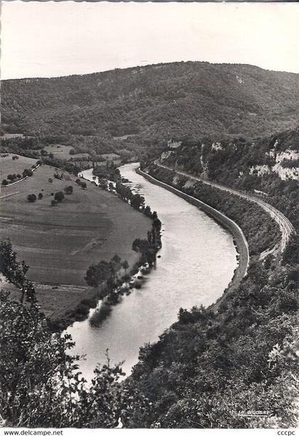 CPSM Baume-les-Dames Vu sur la vallée du Doubs depuis la route de Besançon