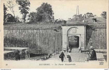 Bayonne - La Porte Mousserolle
