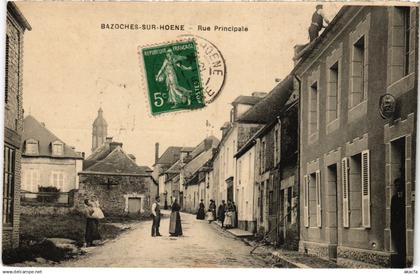CPA Bazoches-sur-Hoene Rue Principale (1392008)