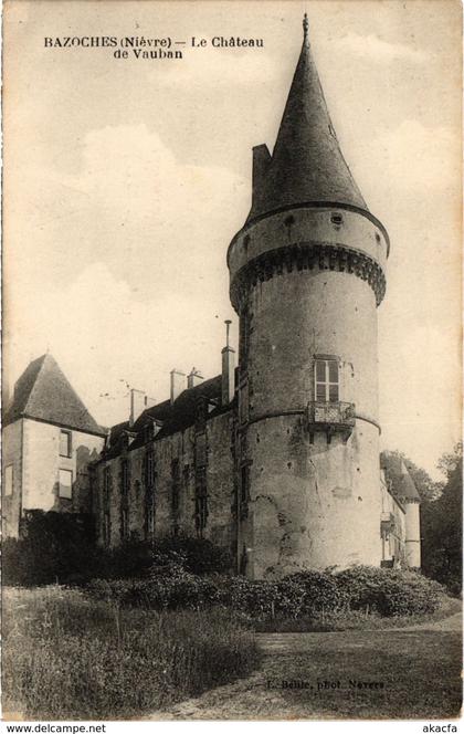 CPA BAZOCHES Le Chateau Nievre (100374)