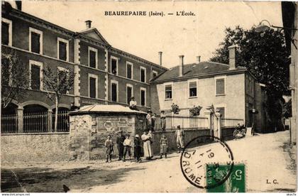 CPA BEAUREPAIRE - L'École (247404)