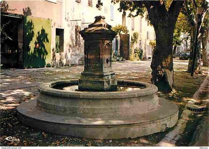 84 - Bedarrides - Fontaine du quai de Louvèze - Automobiles - CPM - Voir Scans Recto-Verso