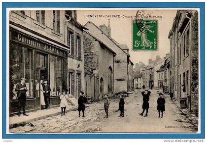 23 - BENEVENT L'ABBAYE -- Rue des Remparts