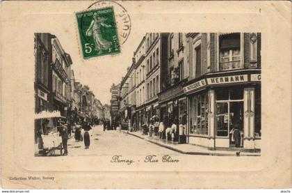 CPA BERNAY-Rue Thiers (43351)