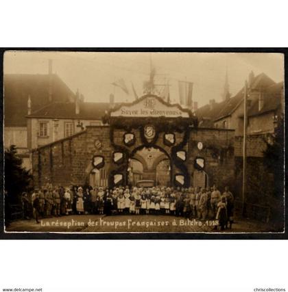 57 - BITCHE (Moselle) - La Réception des Troupes Françaises à BITCHE 1918