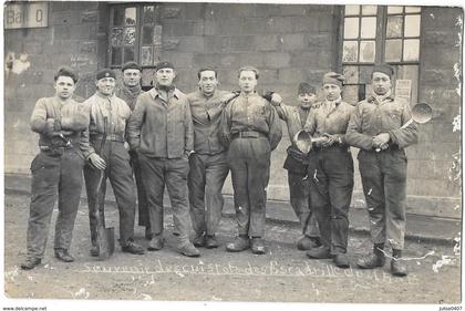 BITCHE ? (57) carte photo groupe de militaires cuisiniers