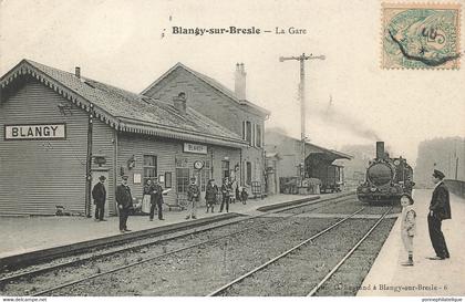 76 - SEINE MARITIME - BLANGY-SUR-BRESLE - la gare - arrivée du train - 10245