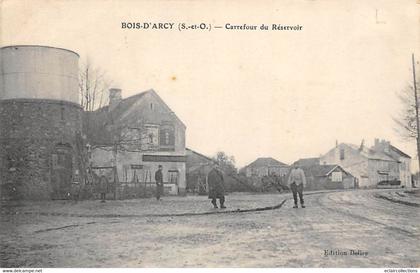 Bois d'Arcy      78        Carrefour du réservoir            (voir scan)