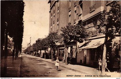 CPA BONDY Avenue de la République (869130)