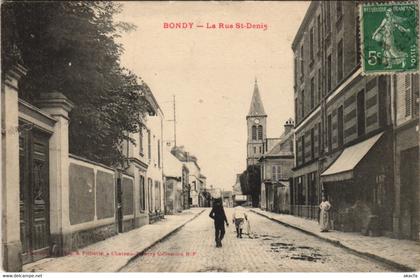 CPA BONDY - La Rue St-DENIS (124050)