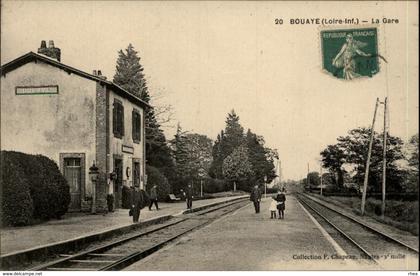 44 - BOUAYE - gare - train