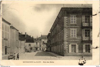 CPA BOURBONNE-les-BAINS - Rue de Bains (104850)