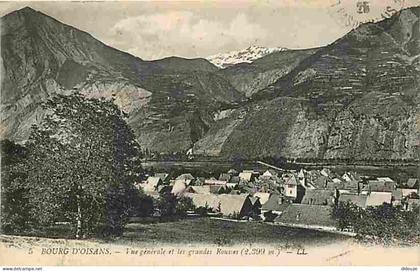 38 - Bourg d'Oisans - Vue Générale et les grandes Rousses - CPA - Voir Scans Recto-Verso