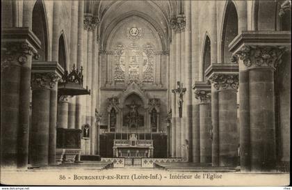44 - BOURGNEUF-EN-RETZ - intérieur église