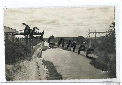 CPSM - Bray sur Somme - Le canal et l´ecluse de Froissy