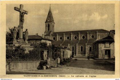 CPA St-SIMEON-de-BRESSIEUX - Le calvaire et l'Église (247246)