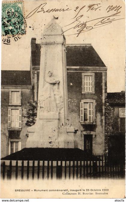 CPA BRESSUIRE - Monument commemoratif (89528)