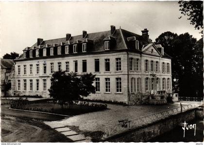 CPM Breteuil Chateau FRANCE (1014399)