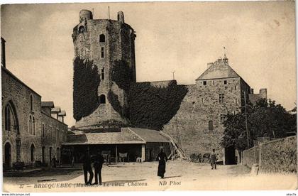 CPA BRICQUEBEC - Le vieux Chateau (246016)