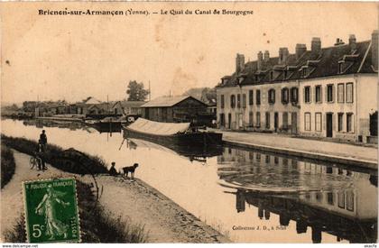CPA Brienon-sur-Armancon - Le Quai du Canal de Bourgogne FRANCE (960643)