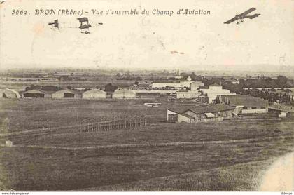 69 - Bron - Vue d'ensembh du Champ d'Avialion - Animée - Avions - Cachet du Groupe d'Aviation de Bron - CPA - Oblitérati