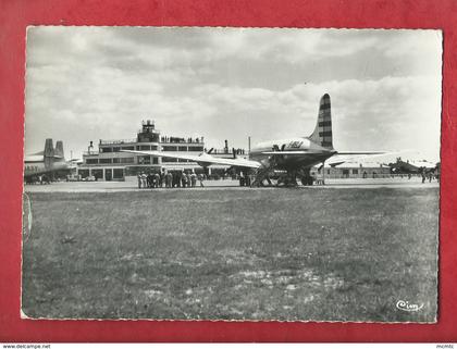 CPSM grand format -  Bron  -(Rhône) -  Aéroport de Bron  - avion , aviation